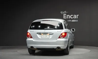 Mercedes-Benz R-Class