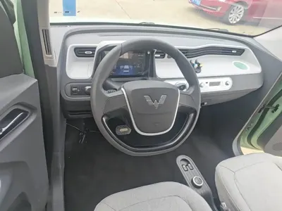 Wuling MINIEV