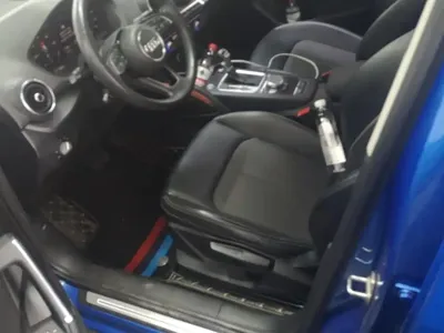 Audi Q2L e-tron