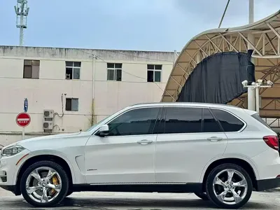 BMW X5 (Import)