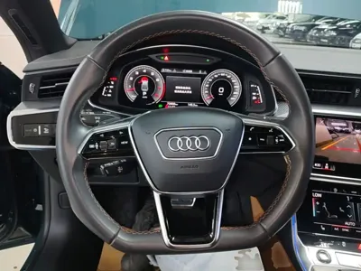 Audi A7L
