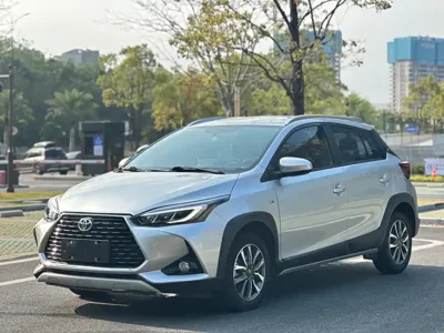 Toyota Yaris L