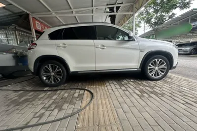 Peugeot 4008