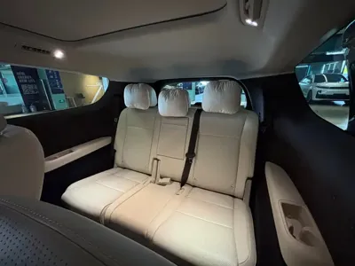 Li Auto Li MEGA