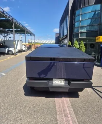 Tesla Cybertruck