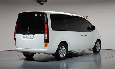 Hyundai Staria
