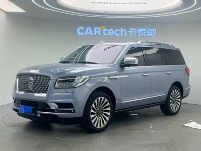 Lincoln Navigator