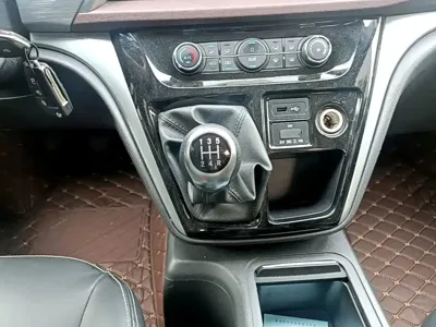 JAC Refine Refine M3
