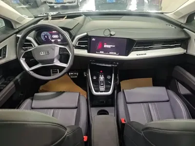 Audi Q5 e-tron