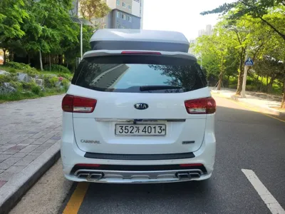 Kia Canival
