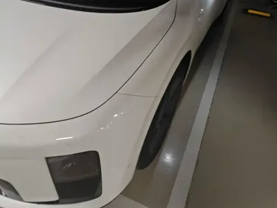 Li Auto Li i8