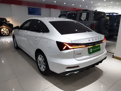 Roewe i5