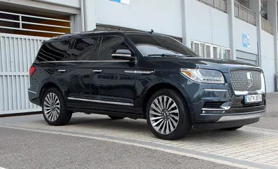 Lincoln Navigator