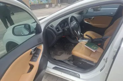 Volvo V40