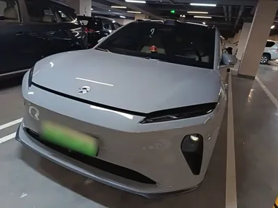 Nio ET5T