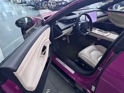 Xiaomi SU7