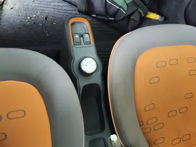 Baojun E100