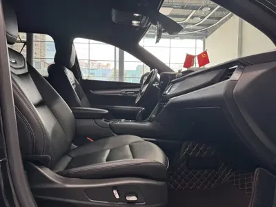 Cadillac XT6