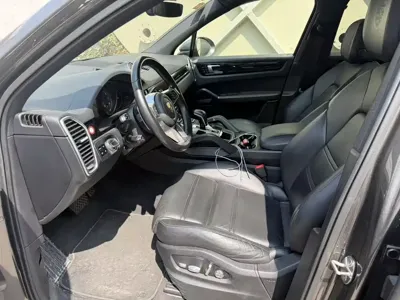 Porsche Cayenne Hybrid