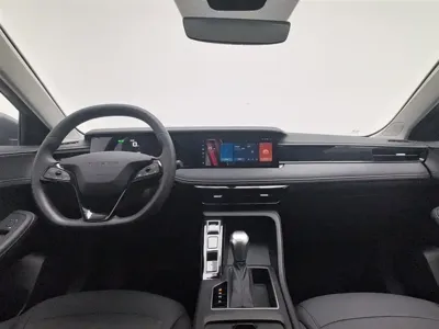 Roewe i5
