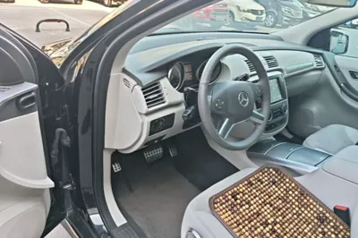 Mercedes-Benz R-Class