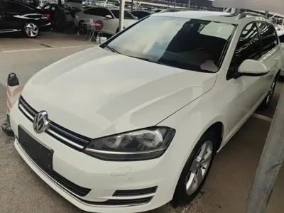 Volkswagen Golf (Import)