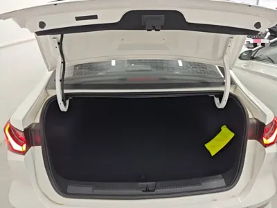 Roewe i5
