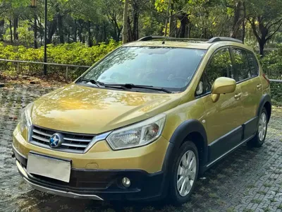 Venucia R50X