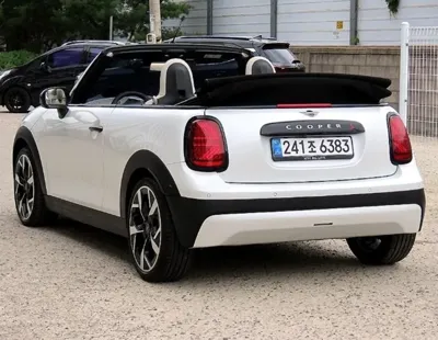 MINI Cooper Convertible