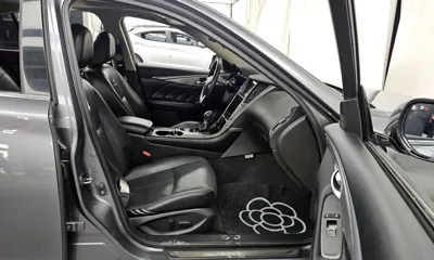 Infiniti Q50
