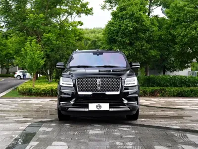 Lincoln Navigator