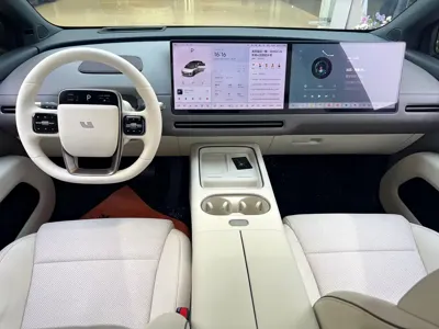Li Auto 理想i6