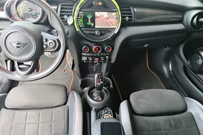 MINI JCW