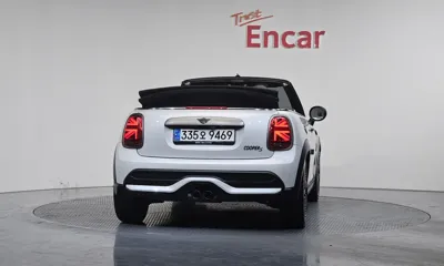 MINI Cooper Convertible