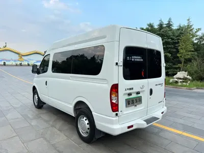 大通 V80