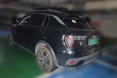 Lynk & Co 01
