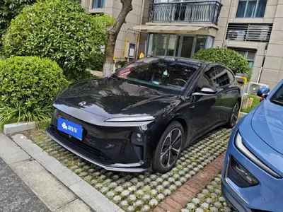 Nio ET5T