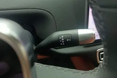 Li Auto L6