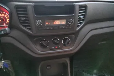 Wuling Hongguang V