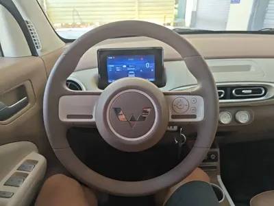 Wuling MINIEV