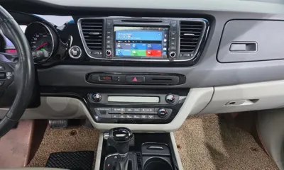 Kia Canival