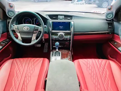 Toyota Reiz