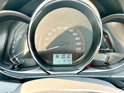 Toyota Yaris L