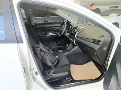 Toyota Yaris L