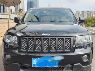 Jeep Grand Cherokee (Import)