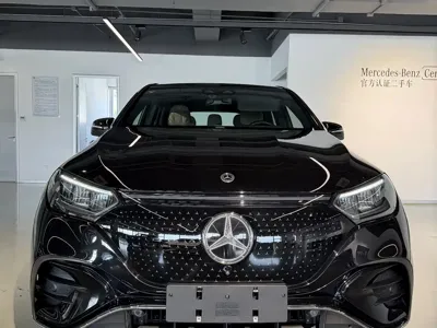Mercedes-Benz EQE SUV