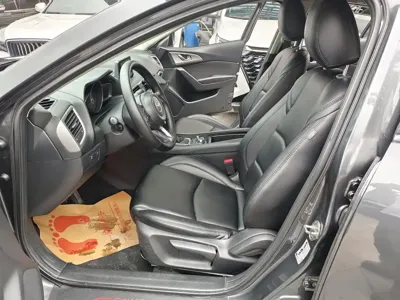 Mazda 3 Axela