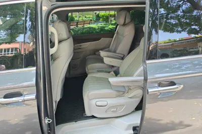 Roewe iMAX8