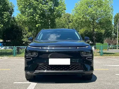 Xpeng G9