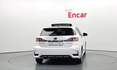 Lexus CT200h